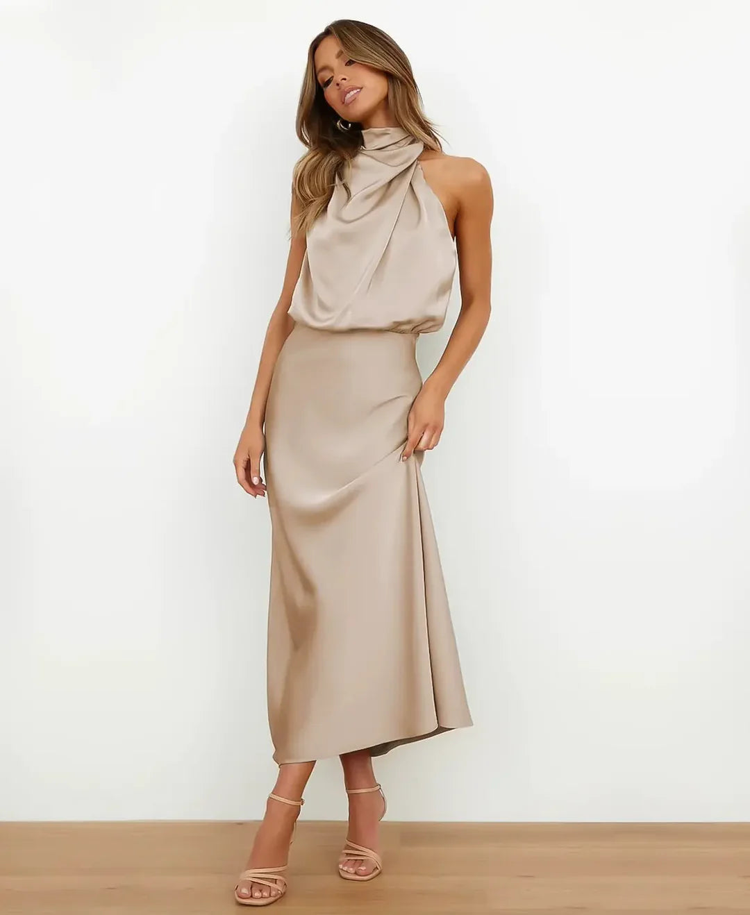 Dames Satijnen Halter Midi Jurk